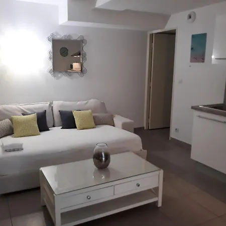 Grand - Proche Place De La Comedie Montpellier